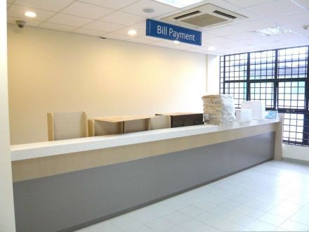 Hougang Polyclinic - Service Counter
